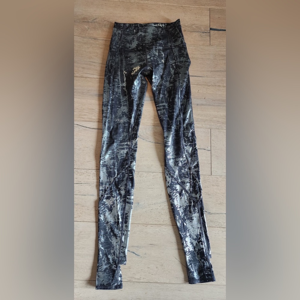 Like New Lululemon Foil Tights